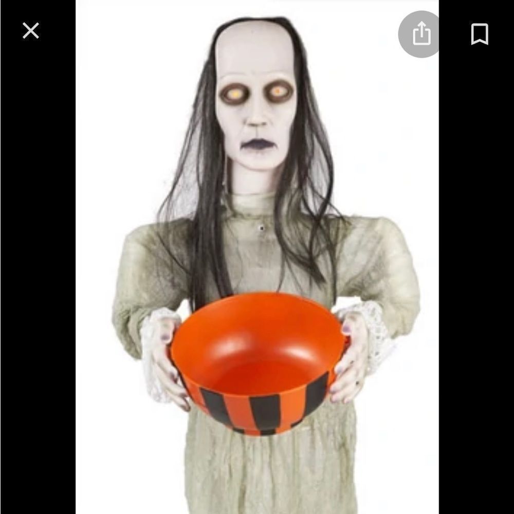 donna the dead candy bowl comes in box new open box box is little beat up